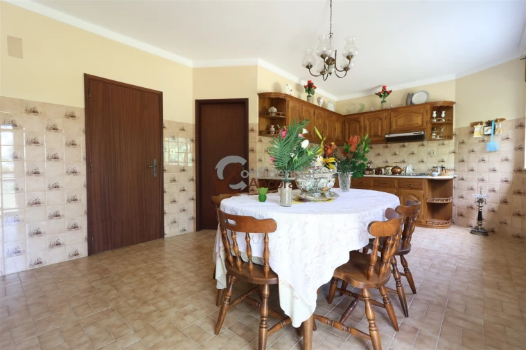 Moradia T7 para Venda em São Paio Foto 19