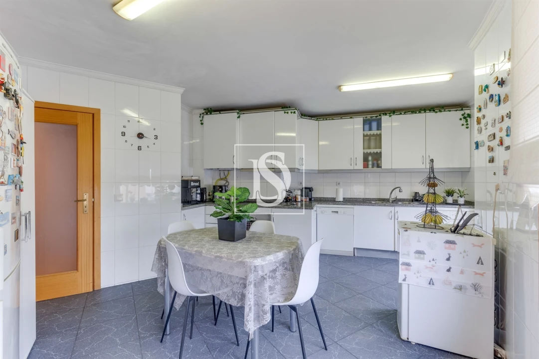 Apartamento T3 para Venda em Póvoa de Varzim, Beiriz e Argivai Foto 14