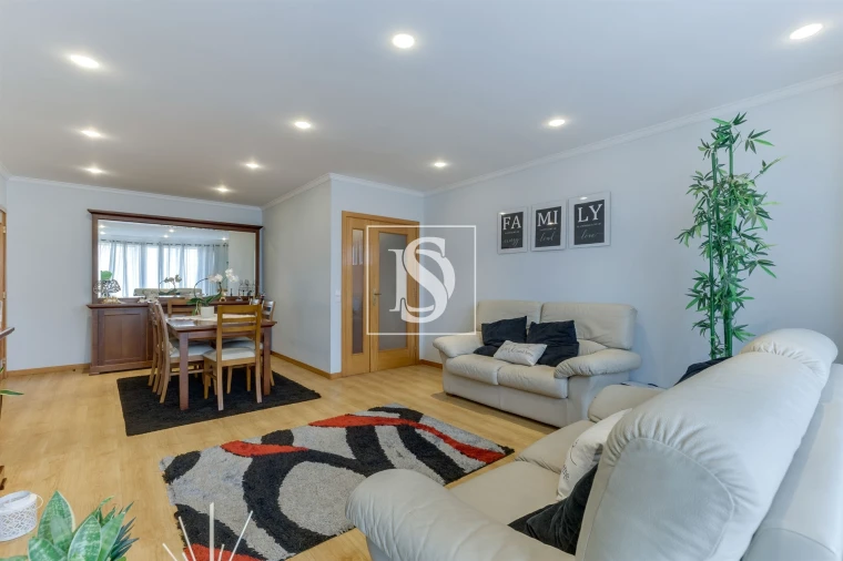 Apartamento T3 para Venda em Póvoa de Varzim, Beiriz e Argivai Foto 2