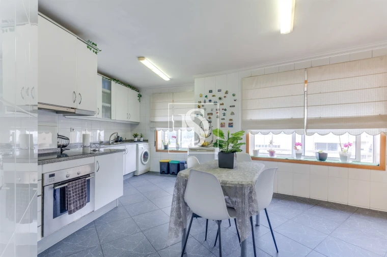 Apartamento T3 para Venda em Póvoa de Varzim, Beiriz e Argivai Foto 12
