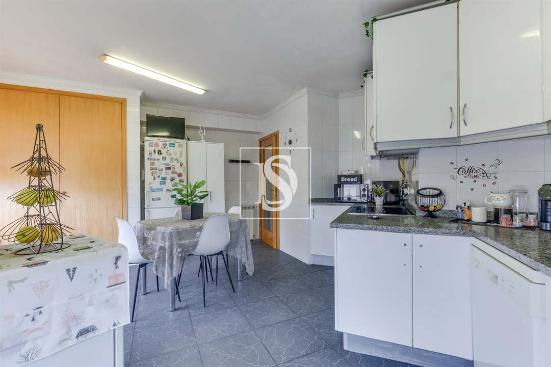 Apartamento T3 para Venda em Póvoa de Varzim, Beiriz e Argivai Foto 17