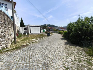 Terreno para Venda em Palmeira de Faro e Curvos