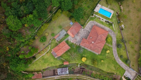 Quinta T5 para Venda em Parada