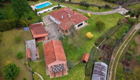 Quinta T5 para Venda em Parada