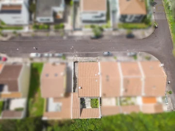 Moradia T4 para Venda em Rosto do Cão (Livramento)