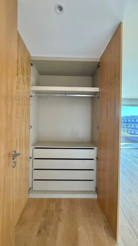 Apartamento T4 para Venda em Matosinhos e Leça da Palmeira