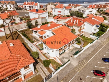 Moradia T5 para Venda em Marinha Grande