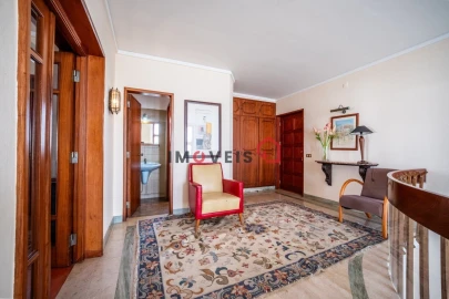Moradia T5 para Venda em Marinha Grande