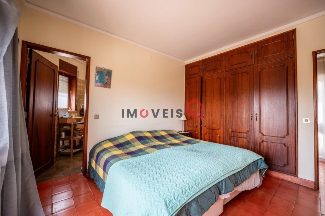 Moradia T5 para Venda em Marinha Grande Foto 19