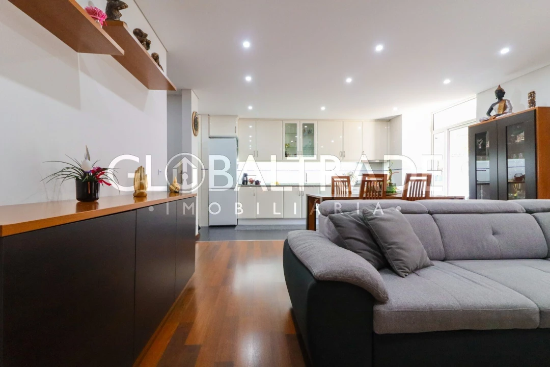 Apartamento T2 para Venda em Rio Tinto Foto 11