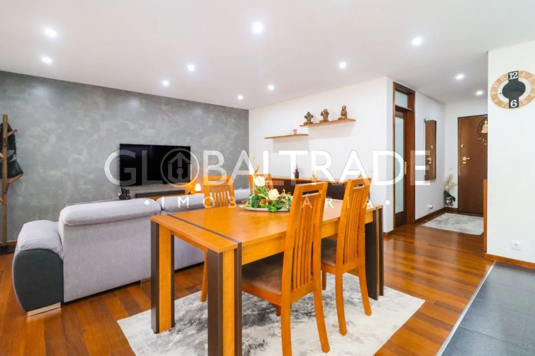 Apartamento T2 para Venda em Rio Tinto Foto 7