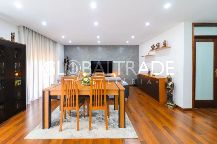 Apartamento T2 para Venda em Rio Tinto Foto 6