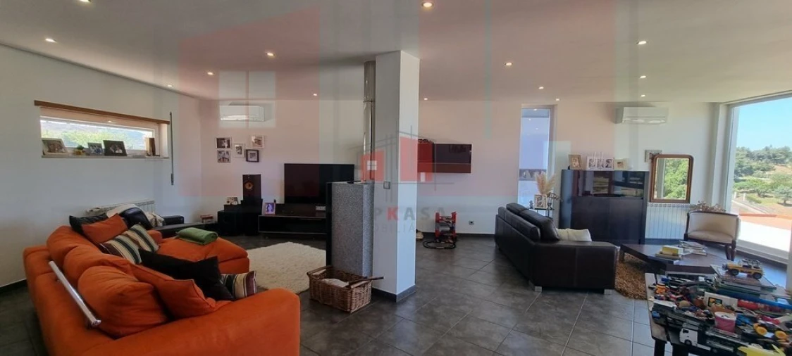 Moradia T5 para Venda em Malveira e São Miguel de Alcainça Foto 8