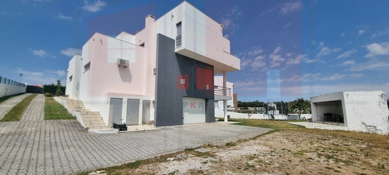 Moradia T5 para Venda em Malveira e São Miguel de Alcainça Foto 3