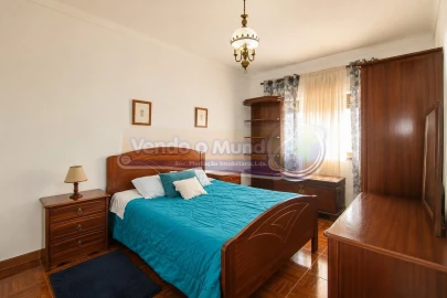 Moradia T4 para Venda em Samora Correia