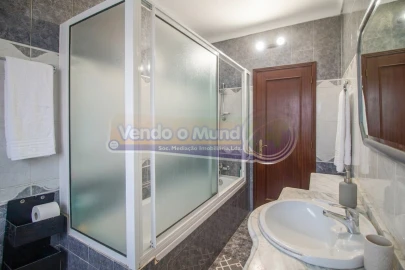 Moradia T4 para Venda em Samora Correia
