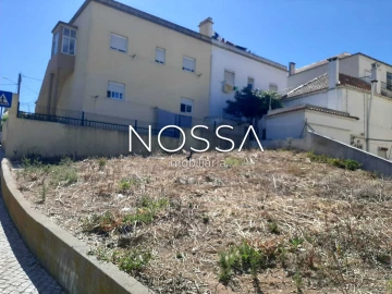 Terreno para Venda em Póvoa de Santo Adrião e Olival Basto