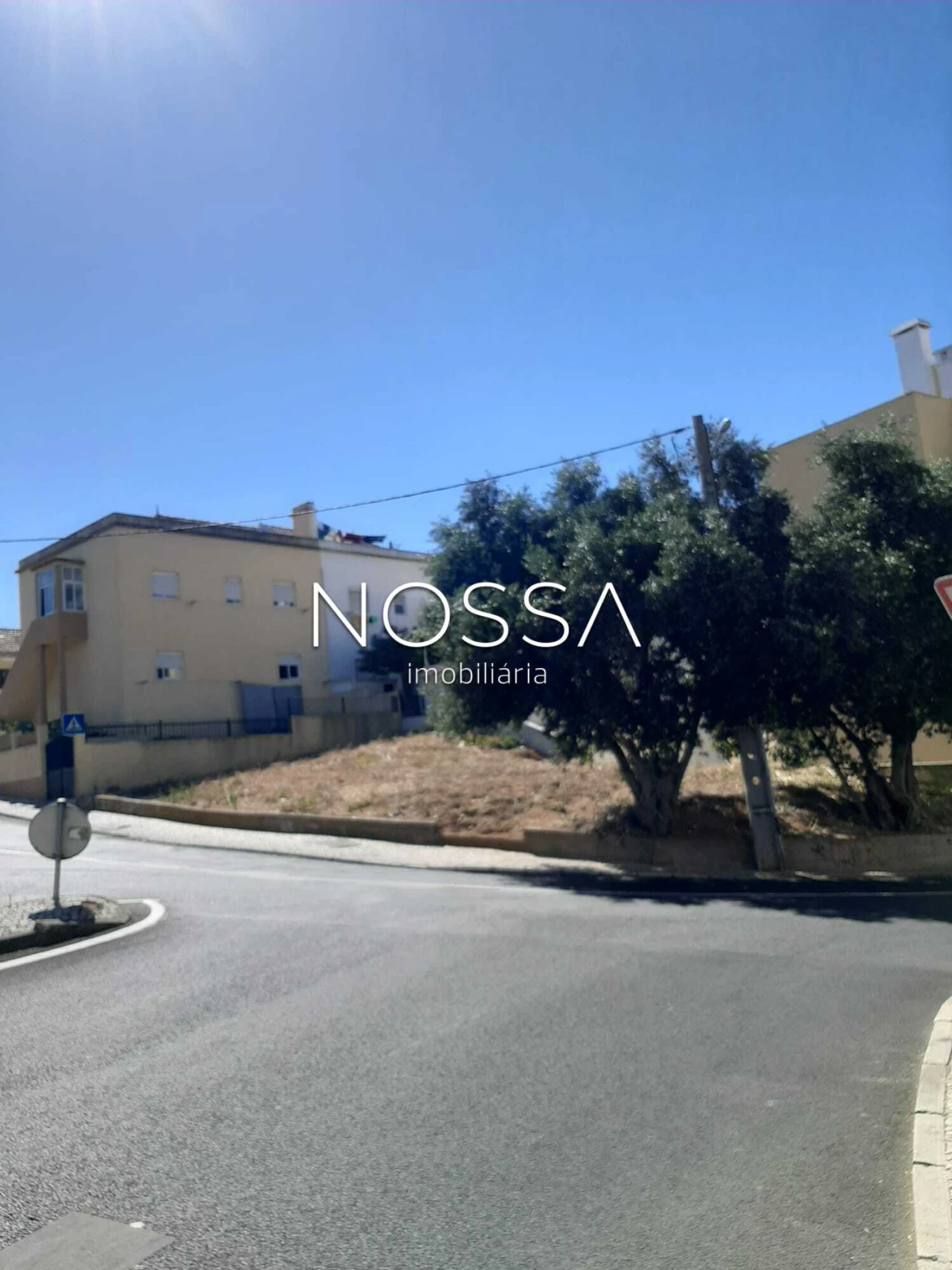Terreno para Venda em Póvoa de Santo Adrião e Olival Basto Foto 1