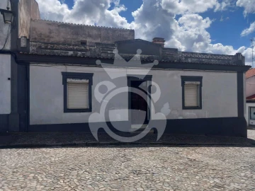 Moradia T5 para Venda em Serpa (Salvador e Santa Maria)
