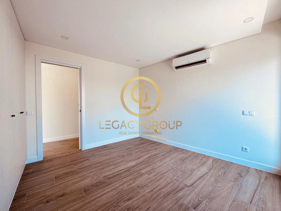 Apartamento T2 para Venda em Almancil Foto 11