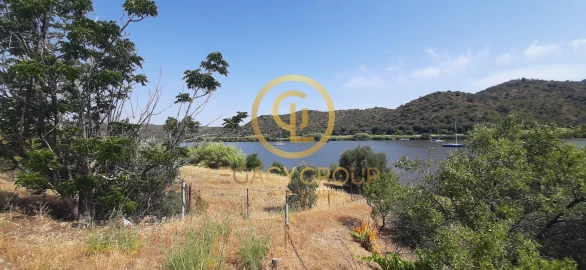 Terreno para Venda em Alcoutim e Pereiro