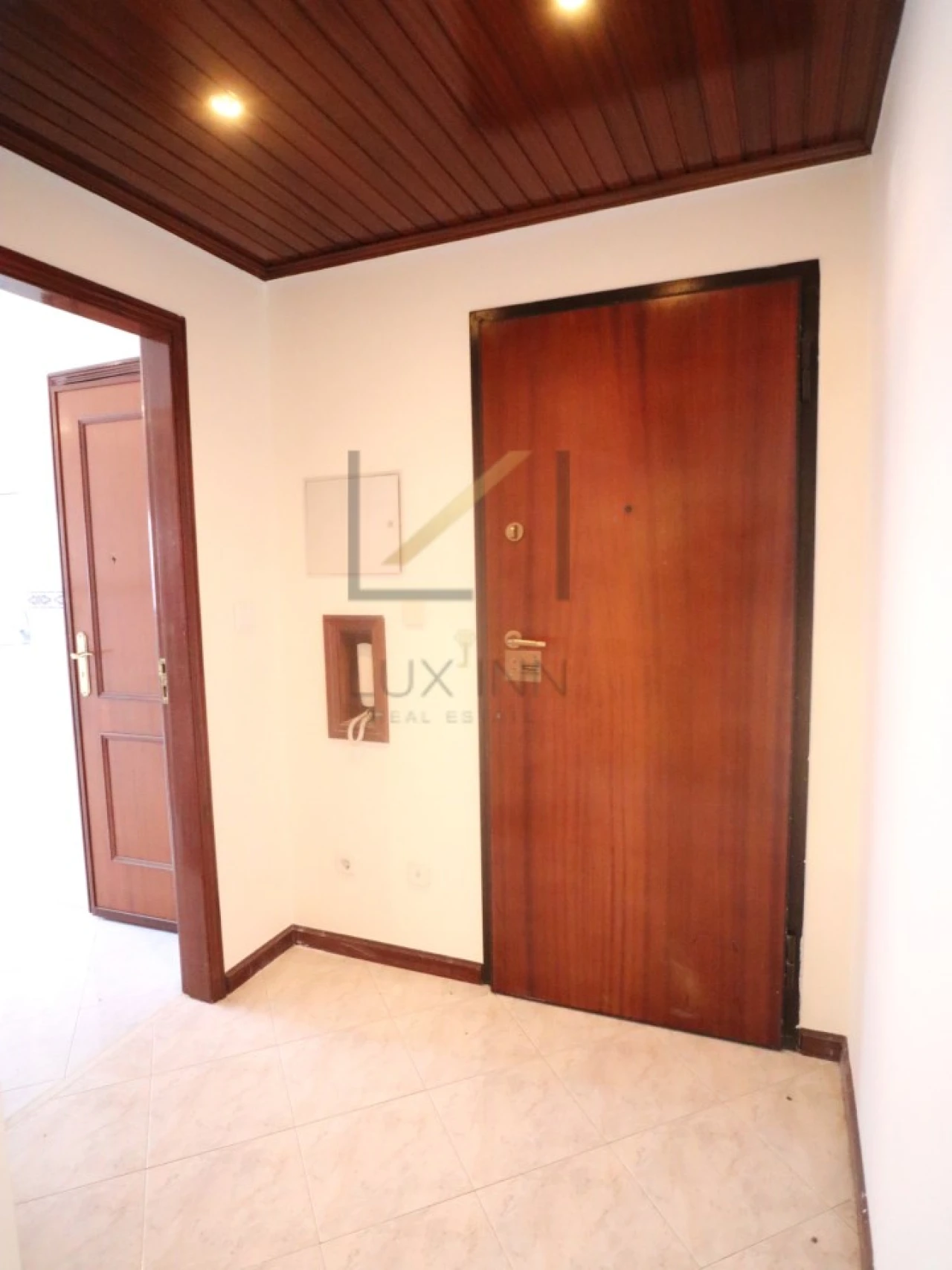 Apartamento T2 para Venda em Algueirão-Mem Martins Foto 3