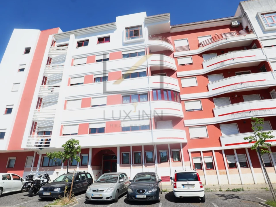 Apartamento T2 para Venda em Algueirão-Mem Martins Foto 31