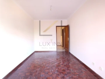 Apartamento T2 para Venda em Algueirão-Mem Martins
