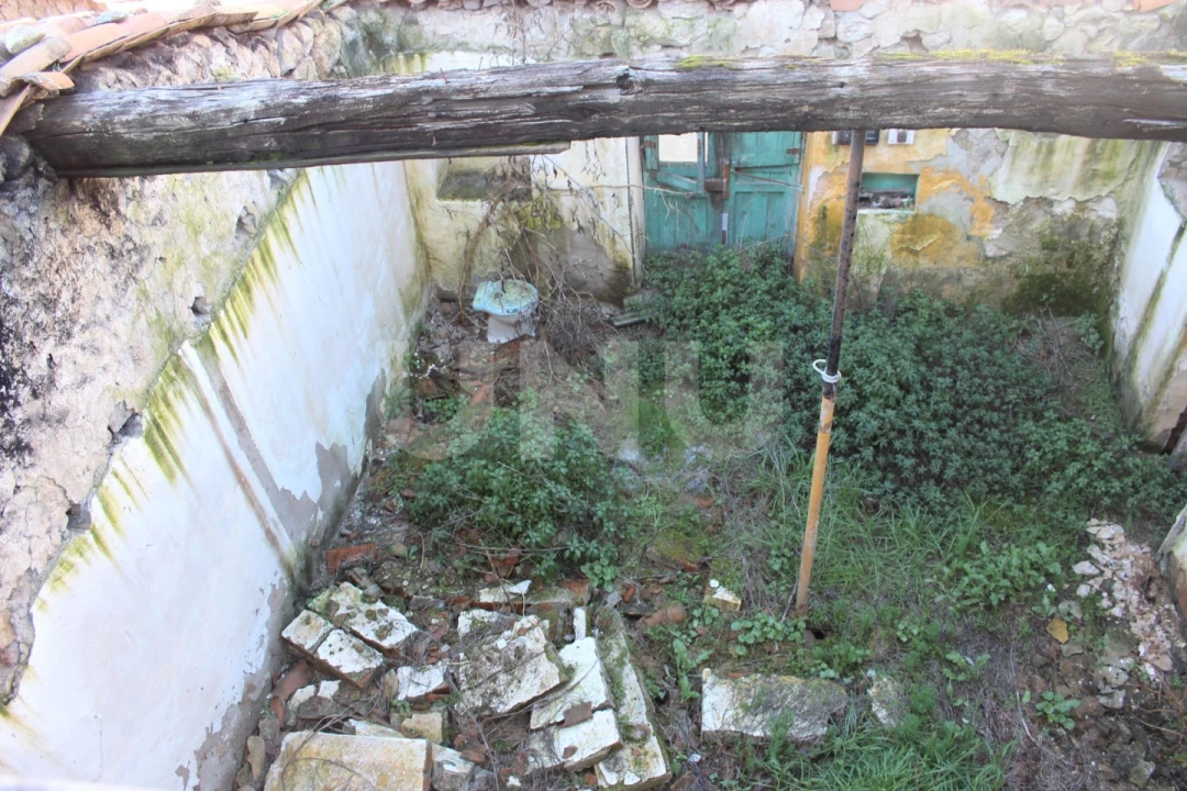 Moradia T1 para Venda em Póvoa de Rio de Moinhos e Cafede Foto 16