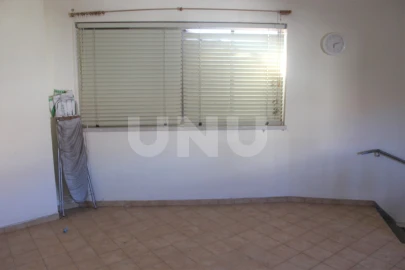 Moradia T1 para Venda em Póvoa de Rio de Moinhos e Cafede