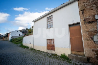 Moradia T3 para Venda em Salgueiro do Campo