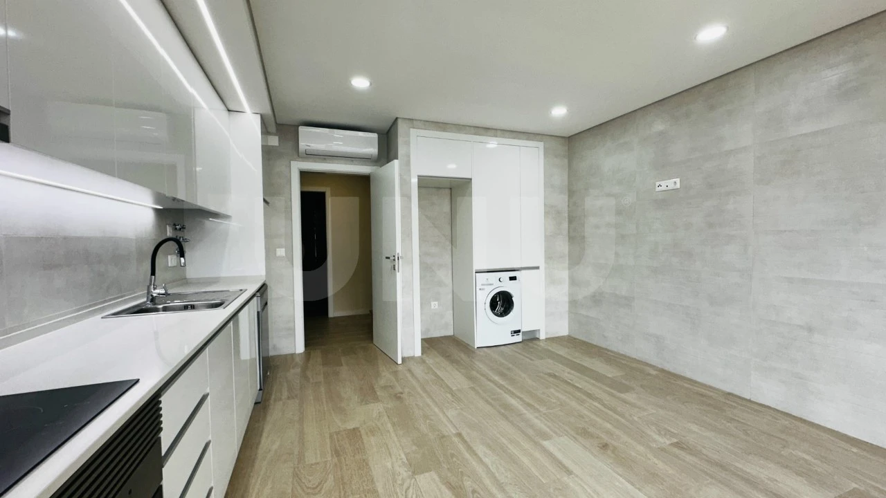 Apartamento T2 para Venda em Covilhã e Canhoso Foto 11