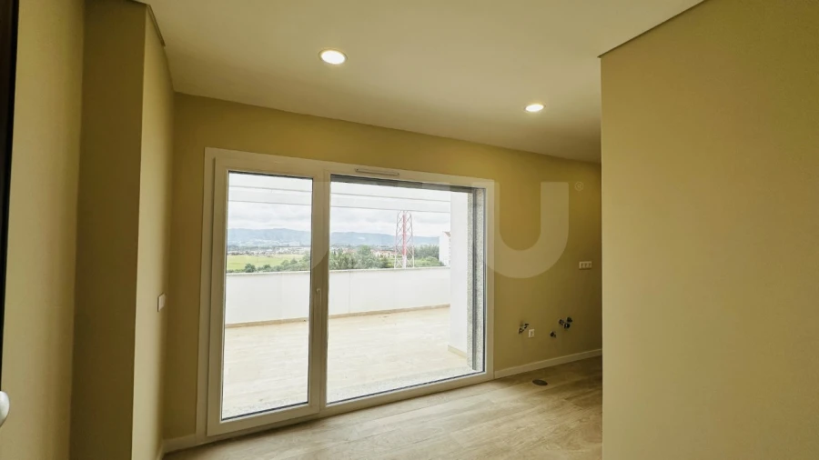 Apartamento T2 para Venda em Covilhã e Canhoso Foto 2