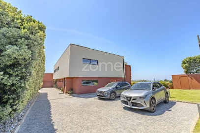 Moradia T5 para Venda em Labruge