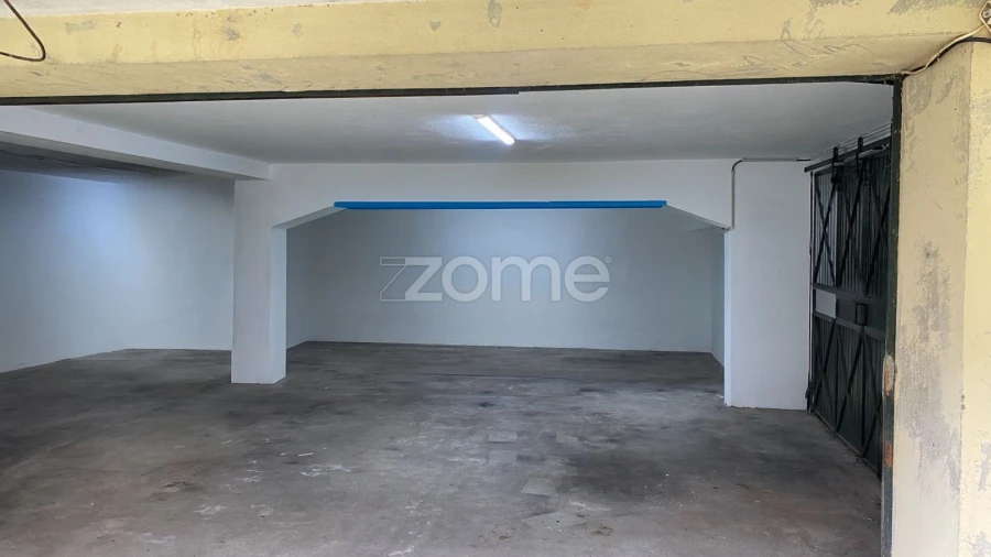Garagem para Venda em Mafamude e Vilar do Paraíso