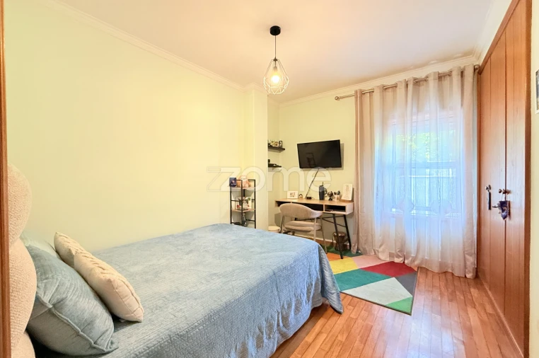 Apartamento T3 para Venda em Castêlo da Maia Foto 8
