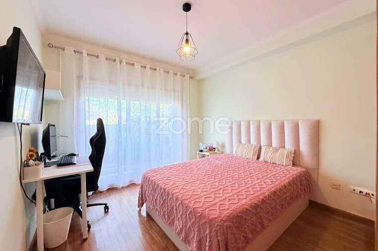 Apartamento T3 para Venda em Castêlo da Maia Foto 9