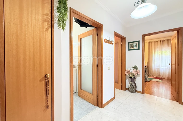 Apartamento T3 para Venda em Castêlo da Maia Foto 25
