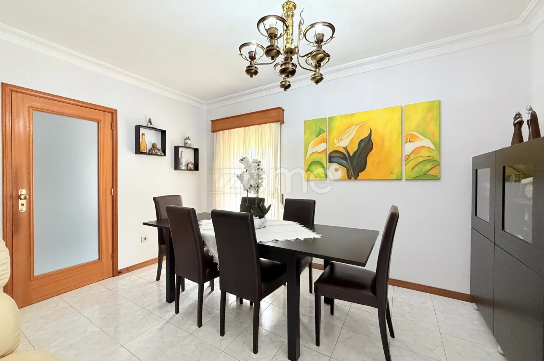 Apartamento T3 para Venda em Castêlo da Maia Foto 6