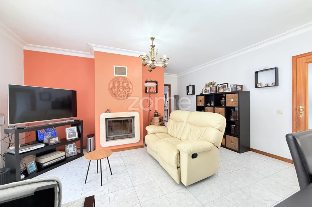 Apartamento T3 para Venda em Castêlo da Maia Foto 15