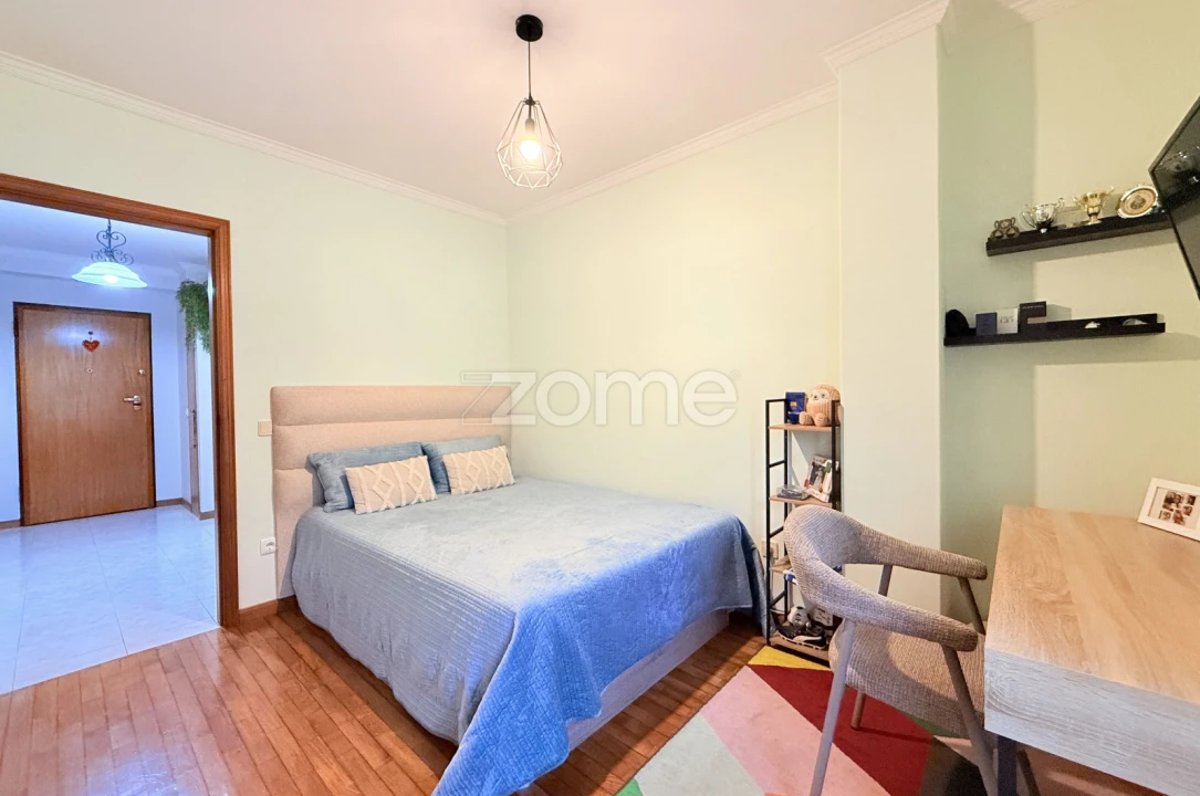 Apartamento T3 para Venda em Castêlo da Maia Foto 10