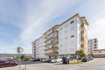 Apartamento T3 para Arrendamento em Darque