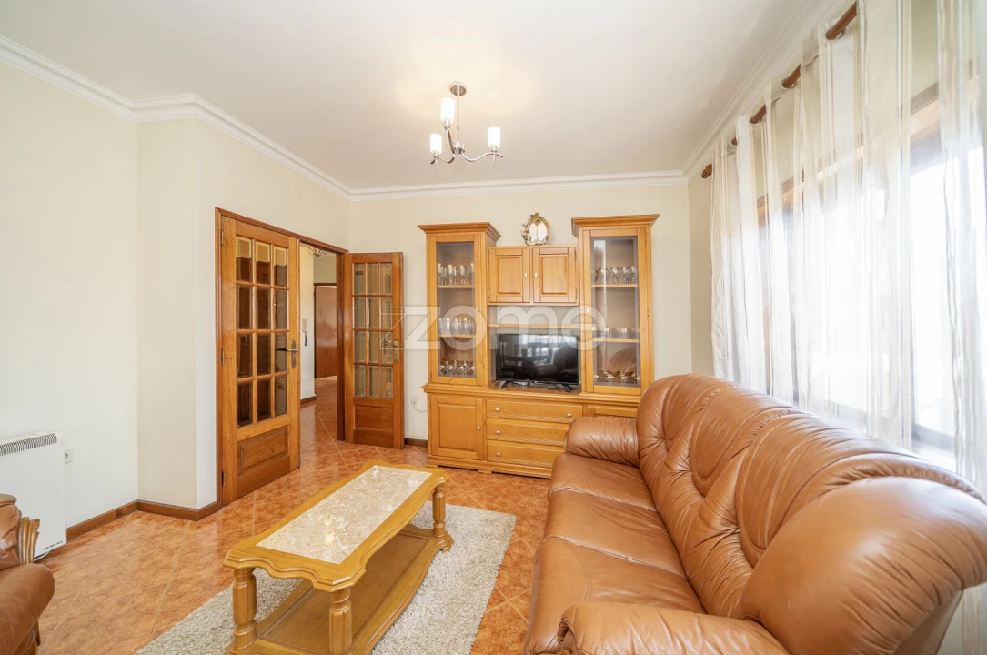 Apartamento T3 para Venda em Ferreiros e Gondizalves Foto 10