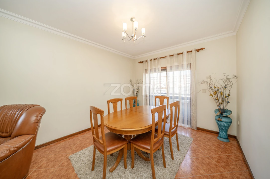 Apartamento T3 para Venda em Ferreiros e Gondizalves Foto 11