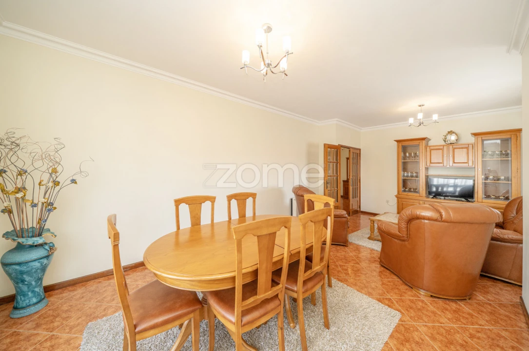 Apartamento T3 para Venda em Ferreiros e Gondizalves Foto 16