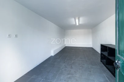 Moradia T3 para Venda em Alcobaça e Vestiaria