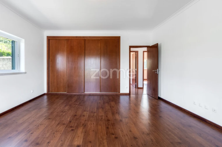 Moradia T3 para Venda em Alcobaça e Vestiaria Foto 34