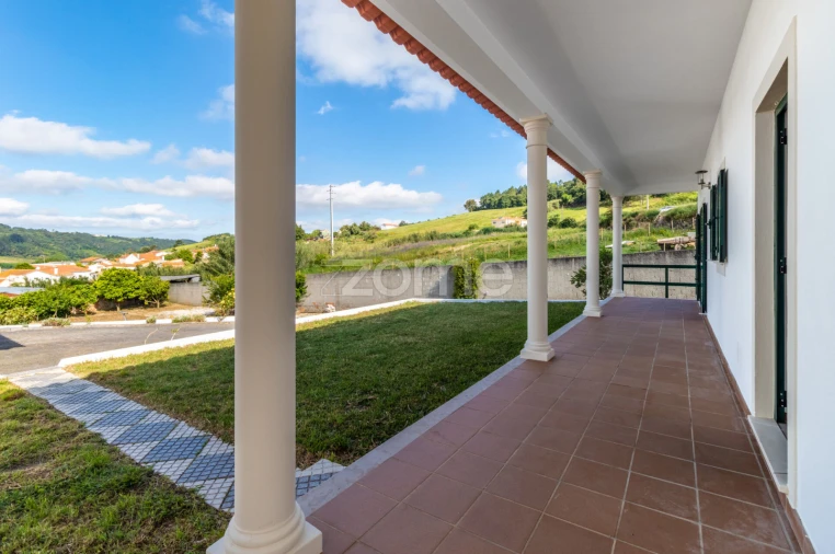 Moradia T3 para Venda em Alcobaça e Vestiaria Foto 15