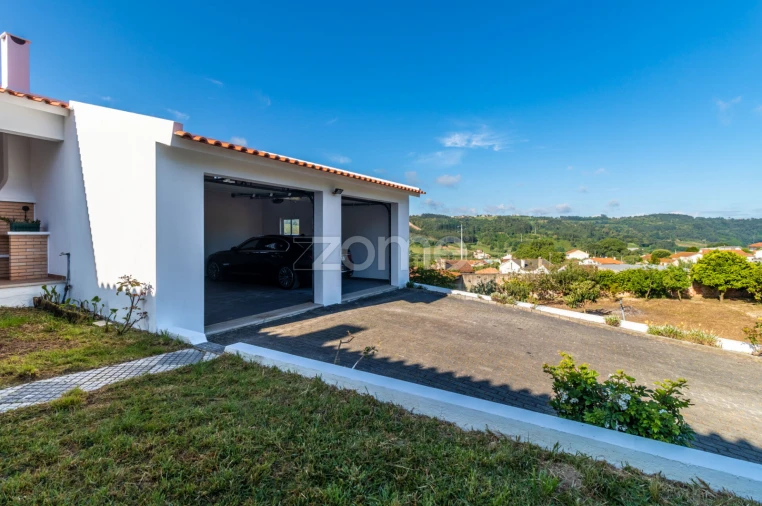 Moradia T3 para Venda em Alcobaça e Vestiaria Foto 13
