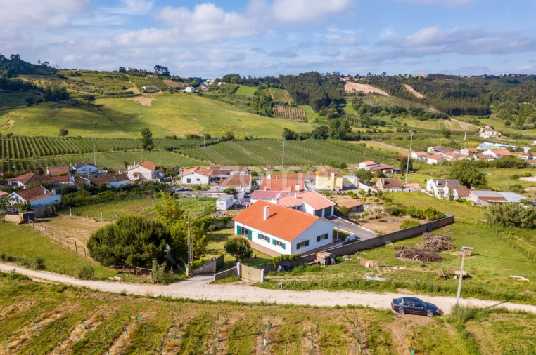 Moradia T3 para Venda em Alcobaça e Vestiaria Foto 21